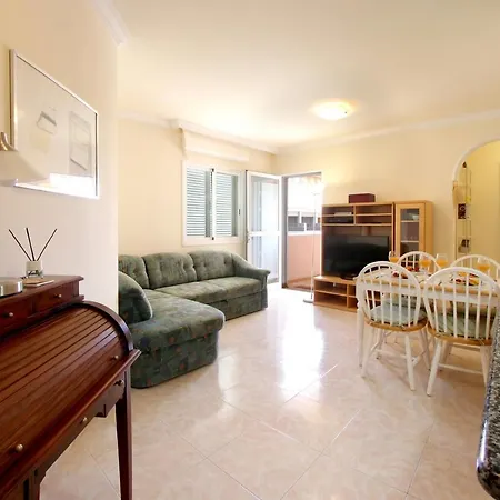 Lovely 2 Bedroom With Pool And View, K26 Prázdninový dům