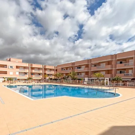 Lovely 2 Bedroom With Pool And View, K26 *